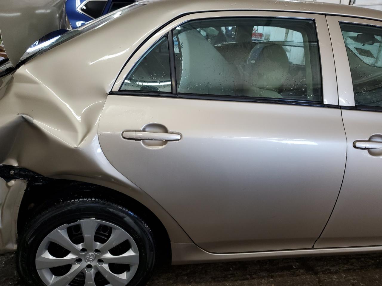 2010 Toyota Corolla Base VIN: 2T1BU4EE3AC517504 Lot: 64131845