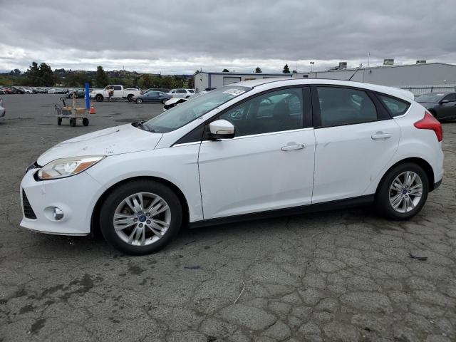  FORD FOCUS 2012 Белы