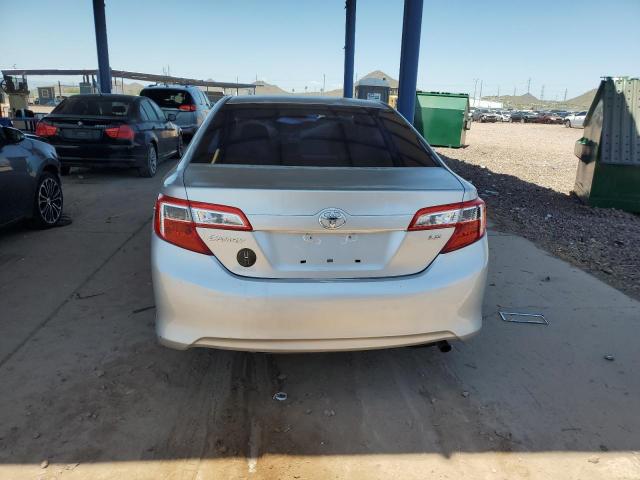 TOYOTA CAMRY 2012 Srebrny