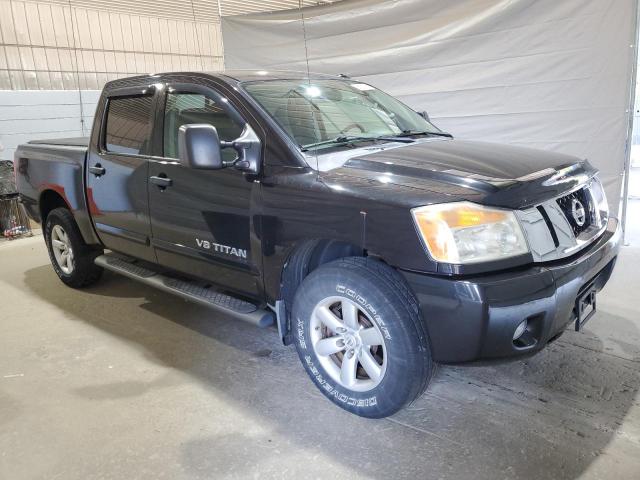  NISSAN TITAN 2014 Black