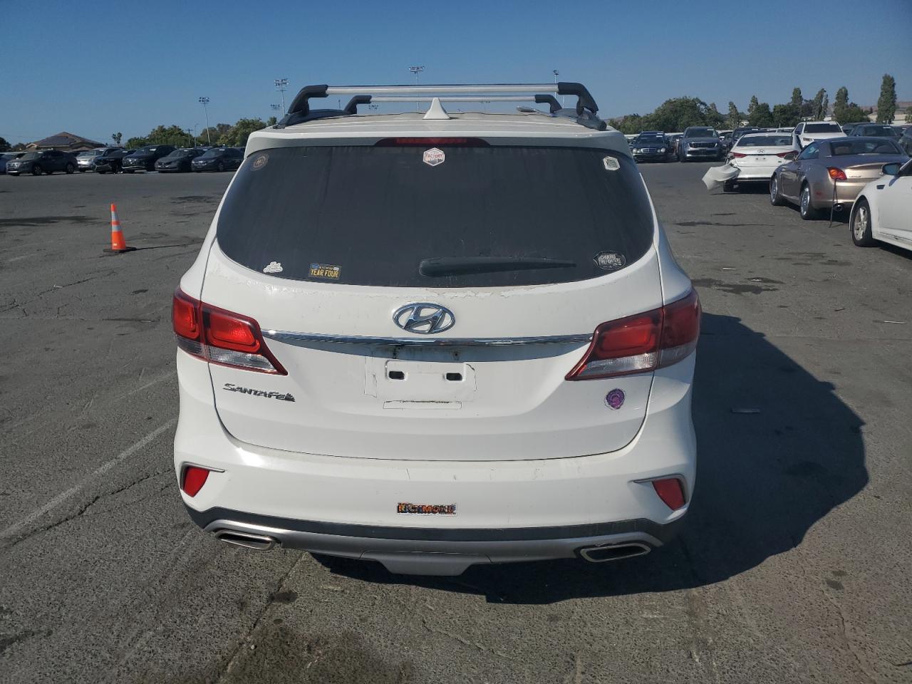 2017 Hyundai Santa Fe Se VIN: KM8SM4HF7HU167758 Lot: 65010225