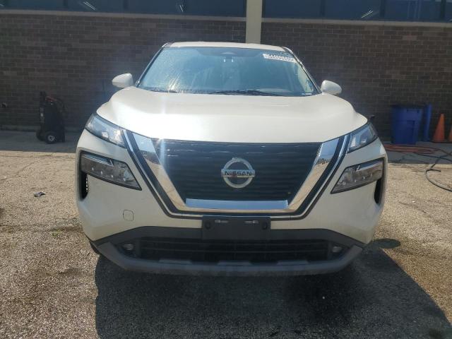  NISSAN ROGUE 2021 Biały