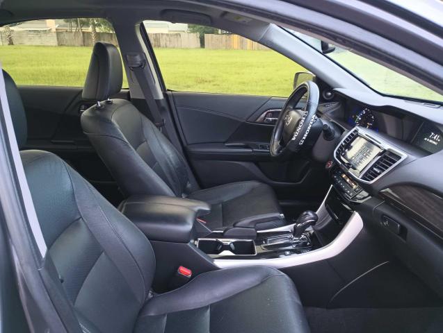 Sedans HONDA ACCORD 2017 Szary