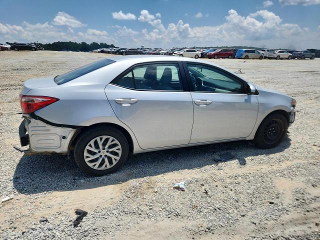  TOYOTA COROLLA 2018 Srebrny