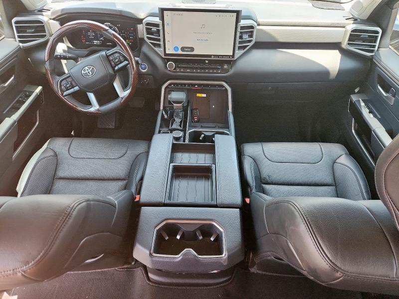  TOYOTA TUNDRA 2022 Czarny