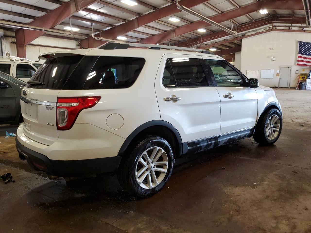 2015 Ford Explorer Xlt white null gas 1FM5K8D84FGB70856 photo #4