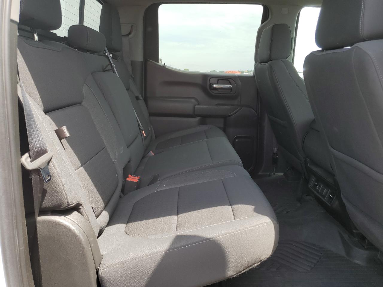 2021 Chevrolet Silverado K1500 Lt VIN: 1GCUYDED0MZ353529 Lot: 64047415