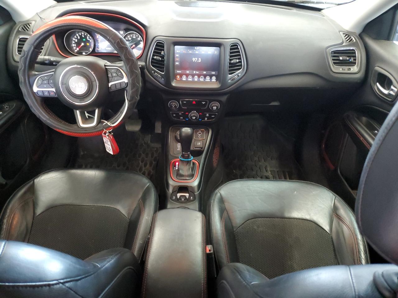 2017 Jeep Compass Trailhawk VIN: 3C4NJDDBXHT647011 Lot: 65583185