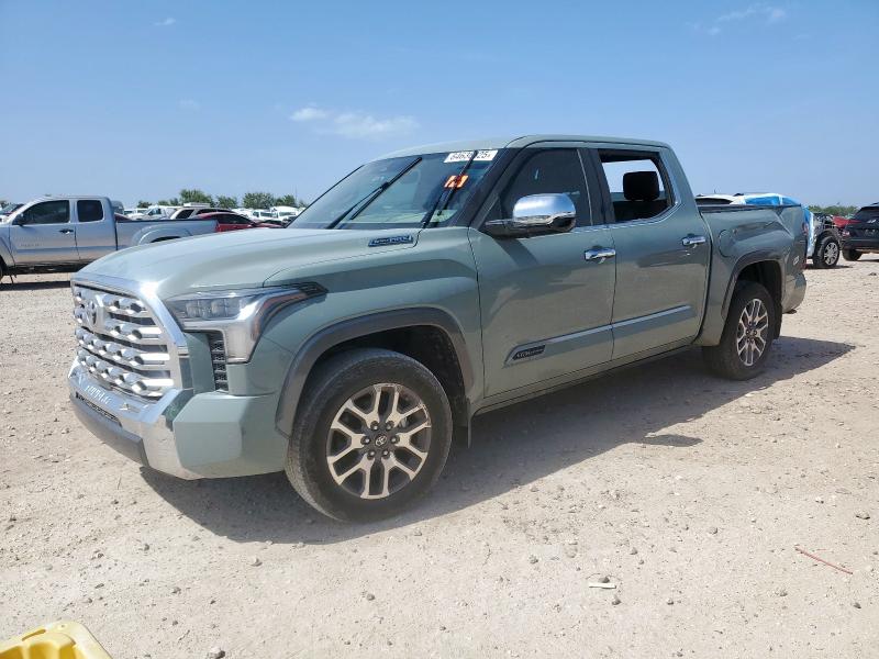 TOYOTA TUNDRA CRE 2025