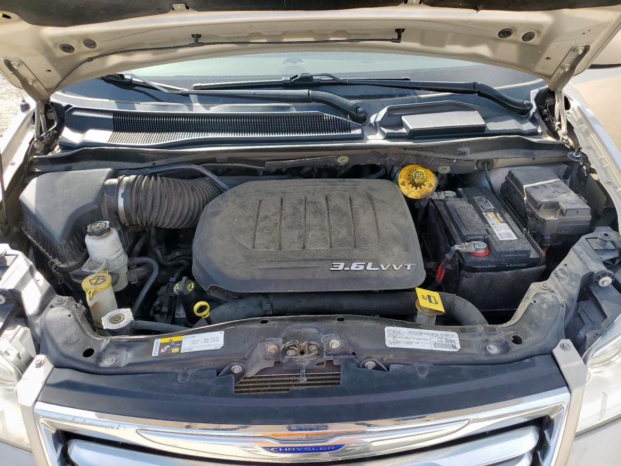 2016 Chrysler Town & Country Touring VIN: 2C4RC1BG1GR215451 Lot: 65094155