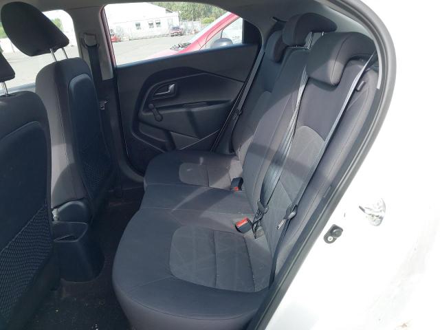 2013 KIA RIO 1