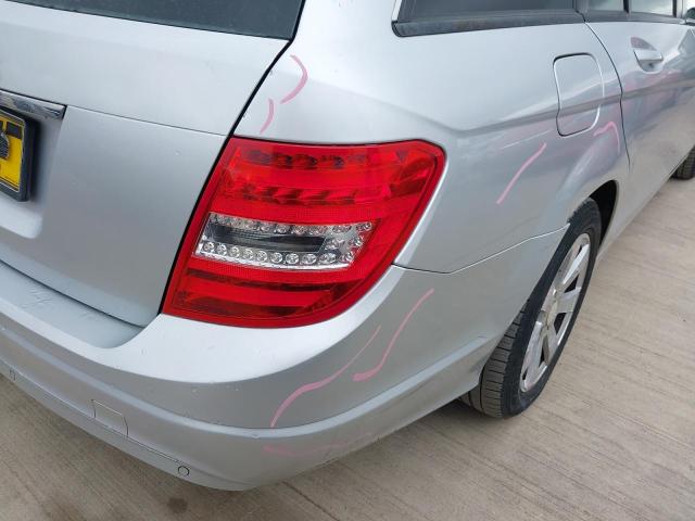 2011 MERCEDES BENZ C220 SE CD