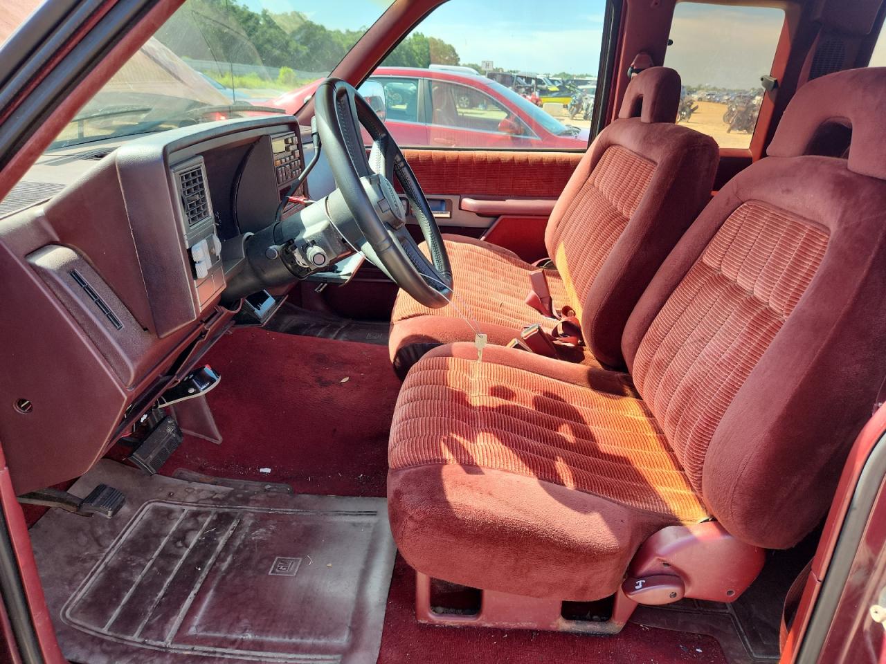 1993 Chevrolet Gmt-400 C1500 VIN: 2GCEC19K8P1104029 Lot: 64568085