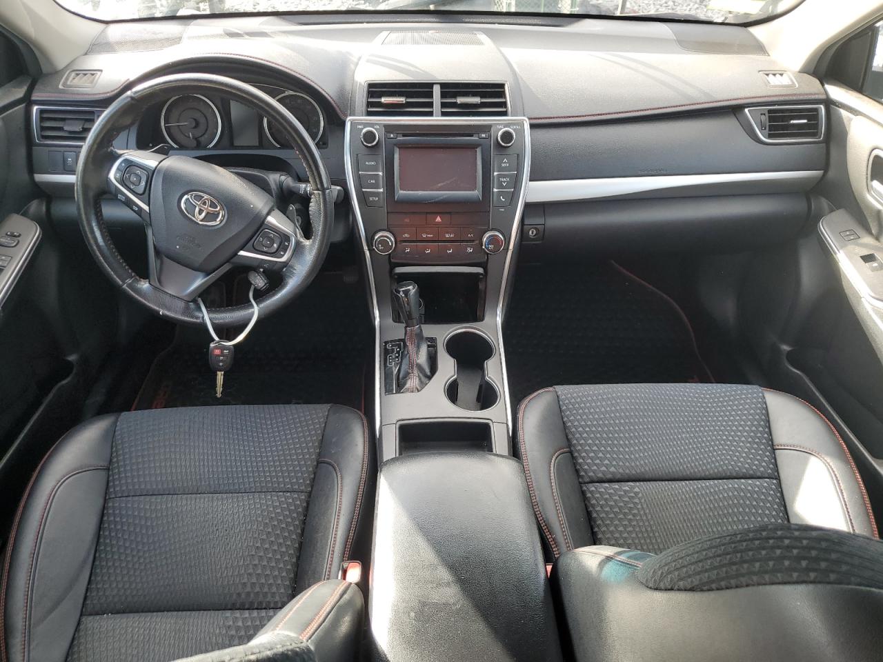 2015 Toyota Camry Le VIN: 4T1BF1FK9FU889951 Lot: 64621855