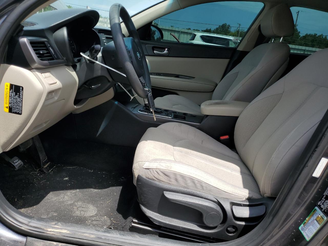 2017 Kia Optima Lx VIN: 5XXGT4L35HG132037 Lot: 64140545