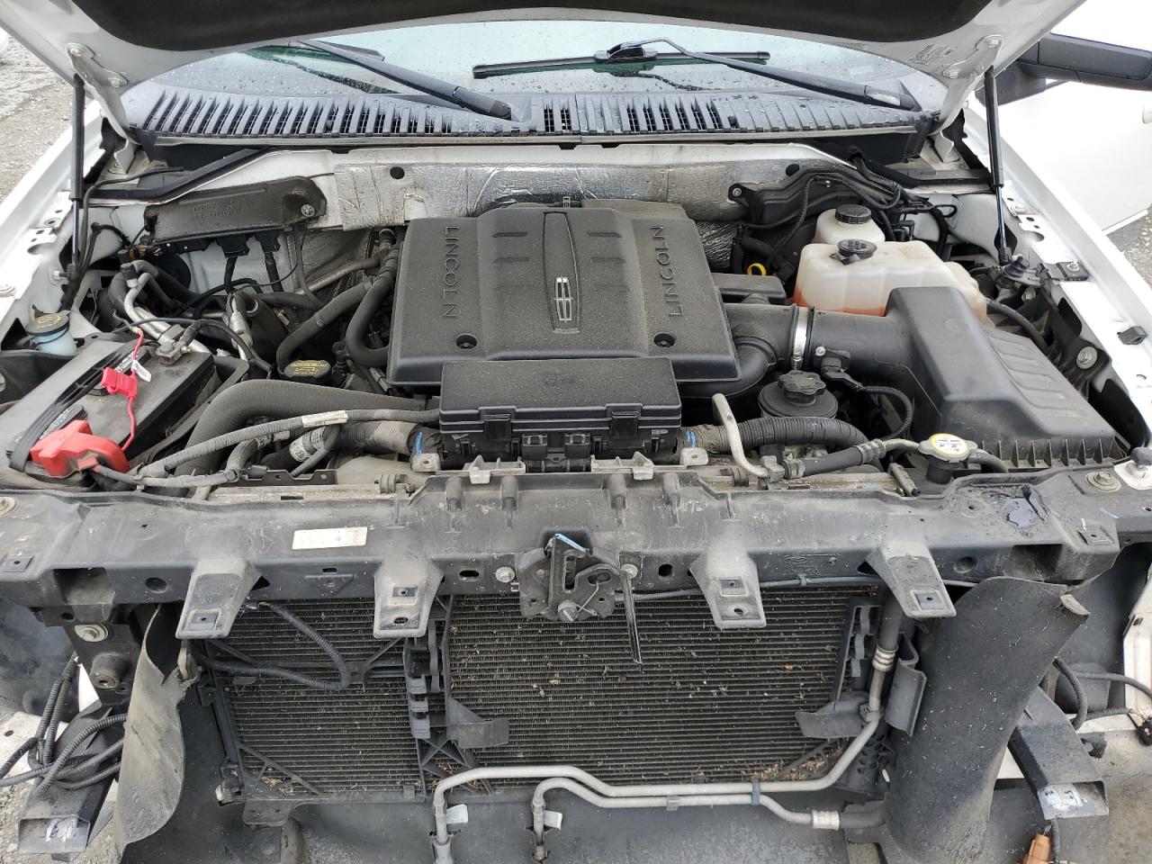 5lmjj2j5xcel02466 5LMJJ2J5XCEL02466 2012 Lincoln Navigator