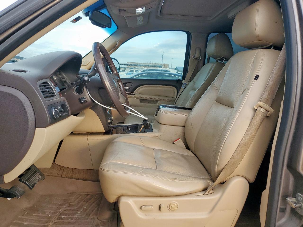 2011 GMC Yukon Denali VIN: 1GKS1EEF7BR383583 Lot: 64267495