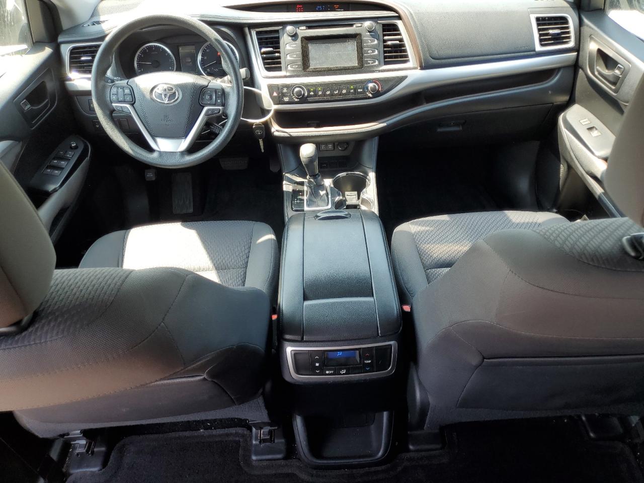 2017 Toyota Highlander Le VIN: 5TDZZRFH5HS228714 Lot: 65010265