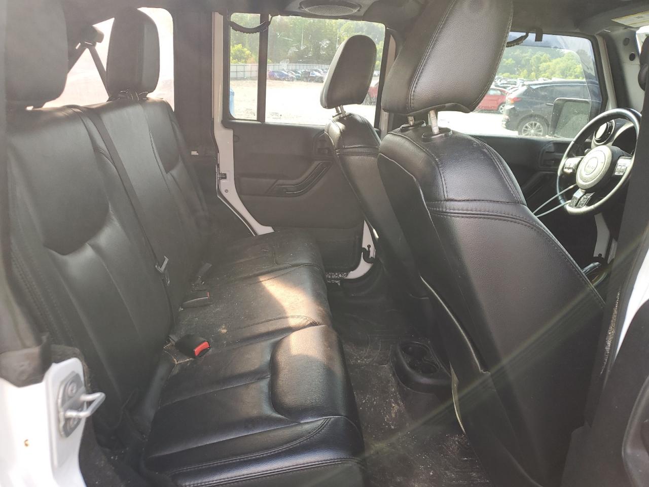 2014 Jeep Wrangler Unlimited Sahara VIN: 1C4BJWEG1EL322781 Lot: 64200145
