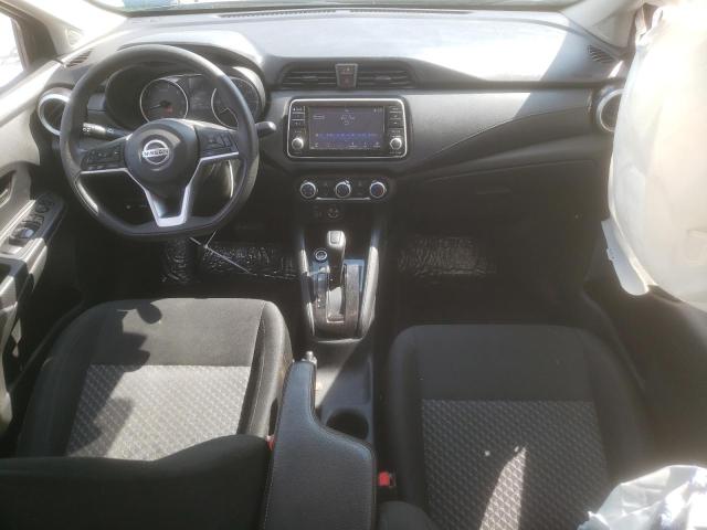  NISSAN VERSA 2021 Серый
