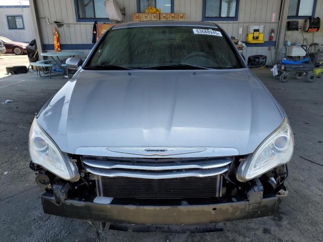  CHRYSLER 200 2013 Srebrny
