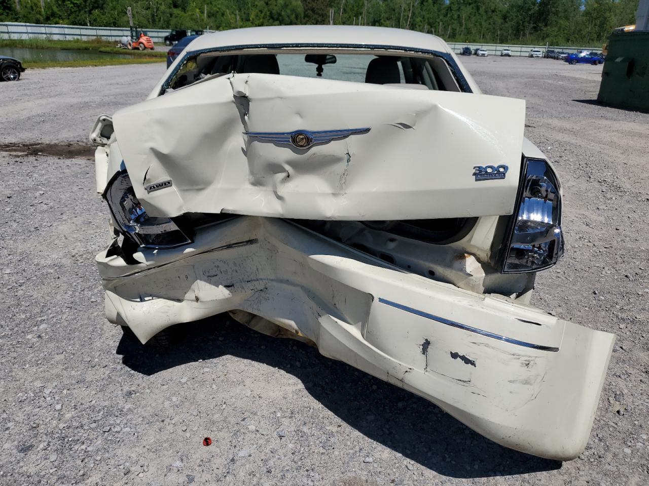 2005 Chrysler 300 Touring VIN: 2C3AK53G95H696756 Lot: 39767338