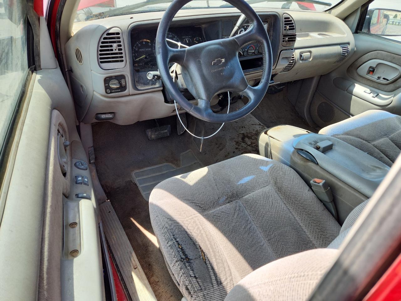 1996 Chevrolet Gmt-400 K2500 VIN: 1GCGK29F6TE223579 Lot: 64312535