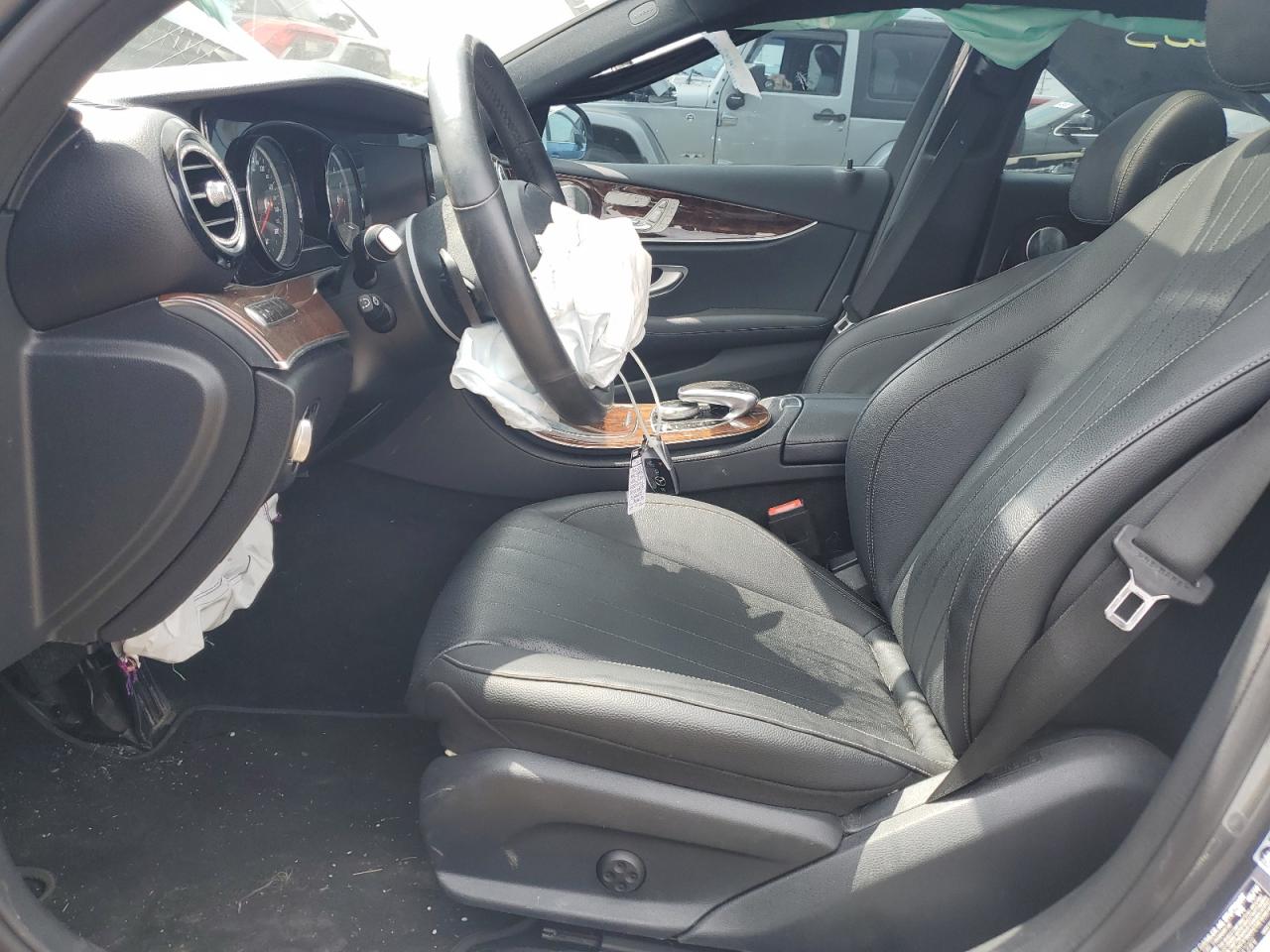 2019 Mercedes-Benz E 300 4Matic VIN: WDDZF4KB3KA624289 Lot: 64235015