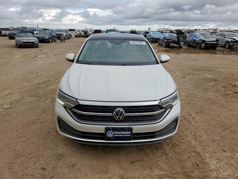  VOLKSWAGEN JETTA 2024 White