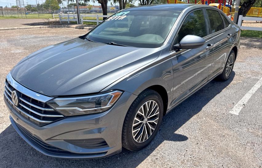  VOLKSWAGEN JETTA 2019 Szary