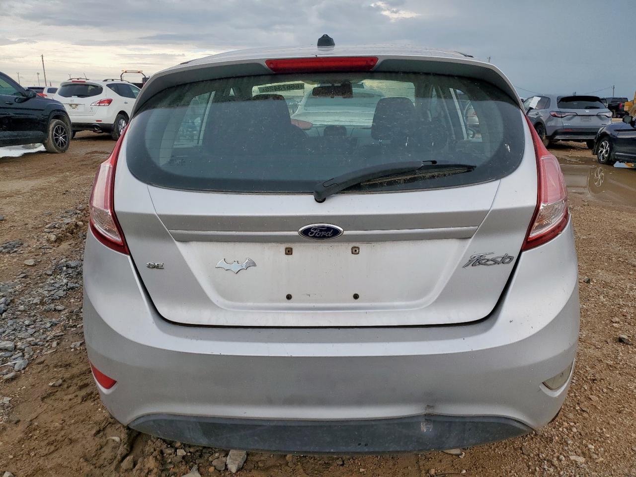 3FADP4EJ4FM204785 2015 Ford Fiesta Se