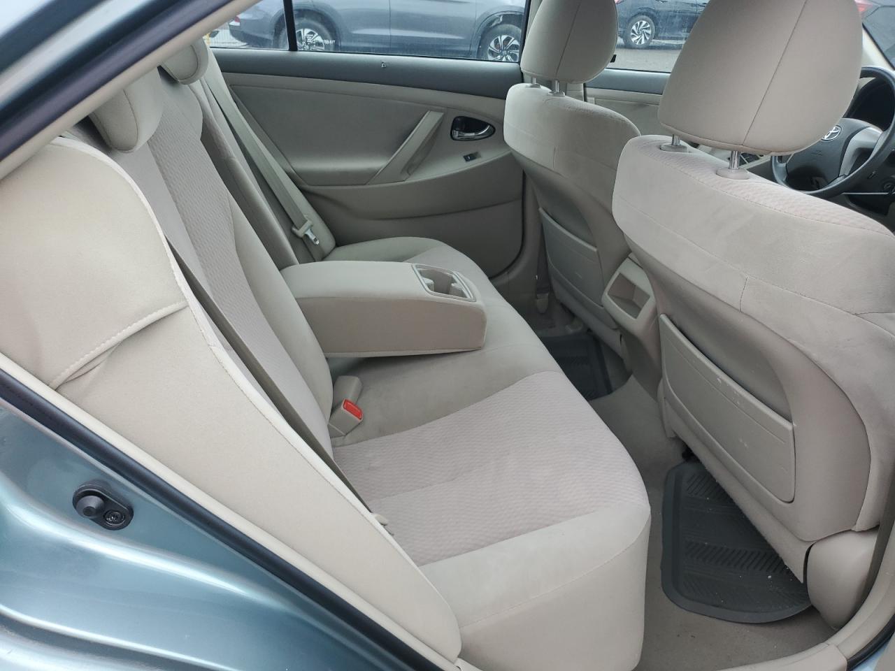 2011 Toyota Camry Base VIN: 4T1BF3EK3BU695049 Lot: 63842545