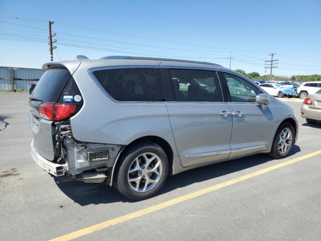 Minivans CHRYSLER PACIFICA 2017 Srebrny