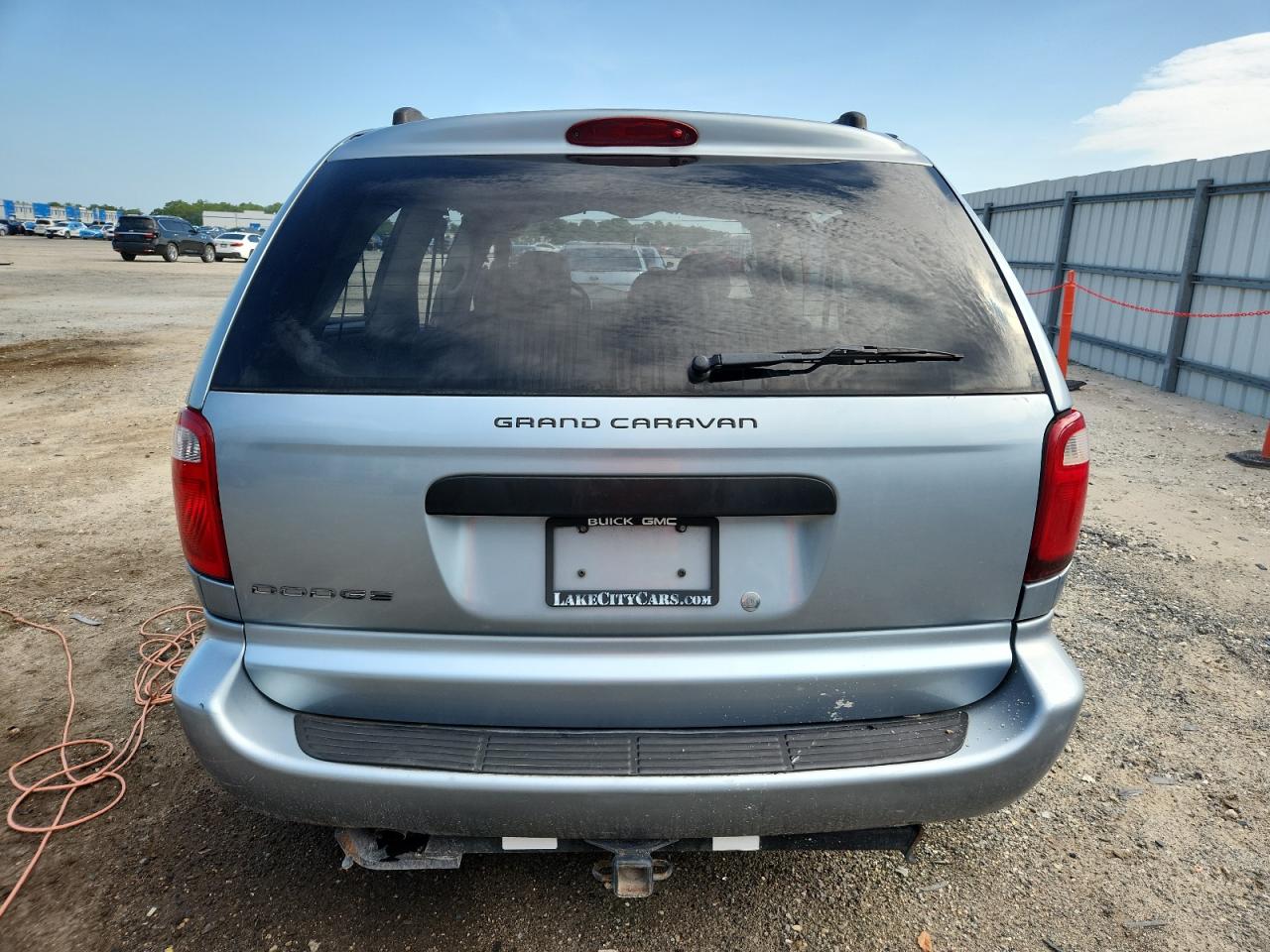 2005 Dodge Grand Caravan Se VIN: 1D4GP24RX5B421303 Lot: 64549765