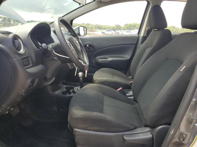  NISSAN VERSA 2018 Szary