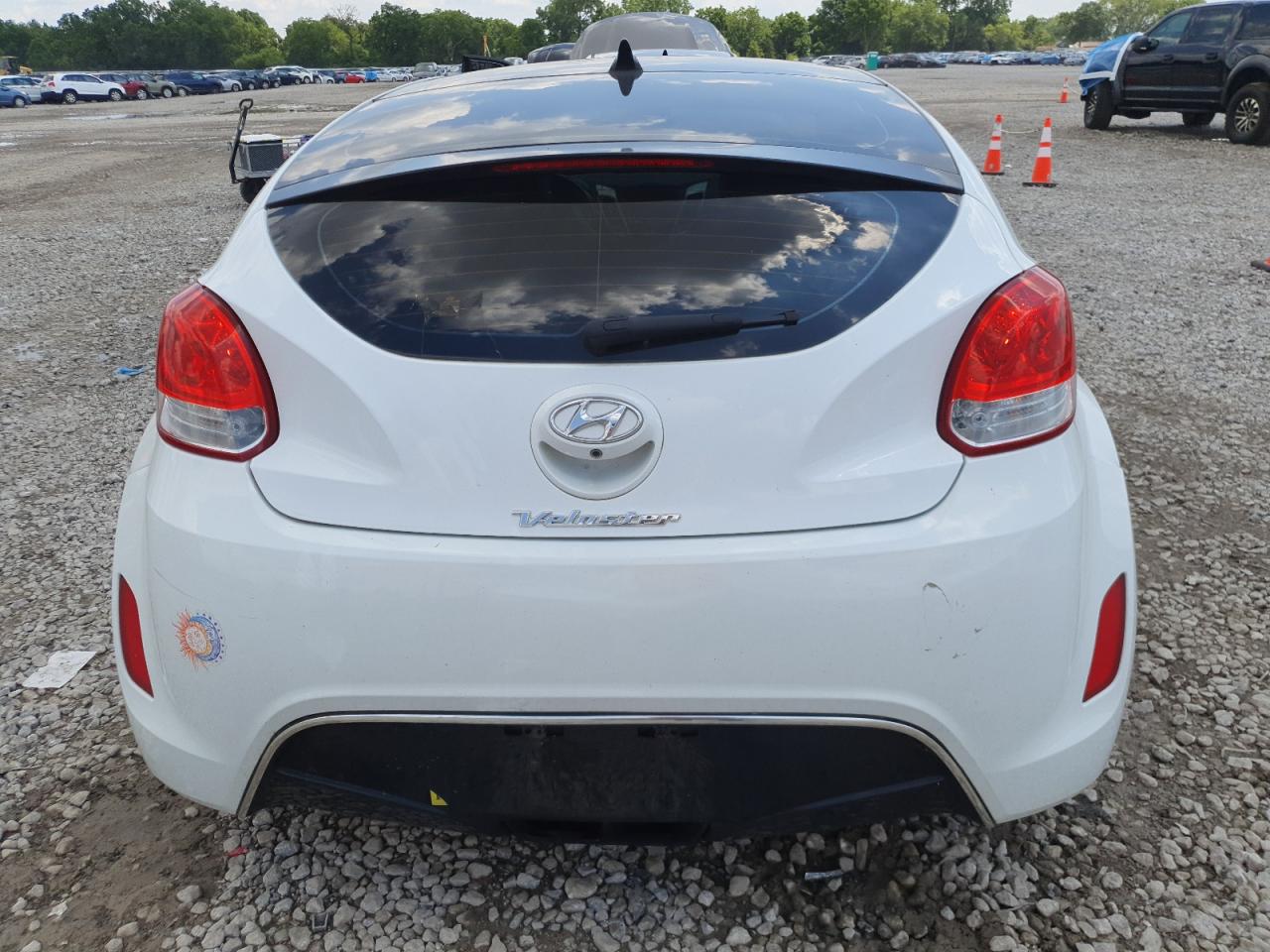2015 Hyundai Veloster VIN: KMHTC6AD1FU236971 Lot: 63376245
