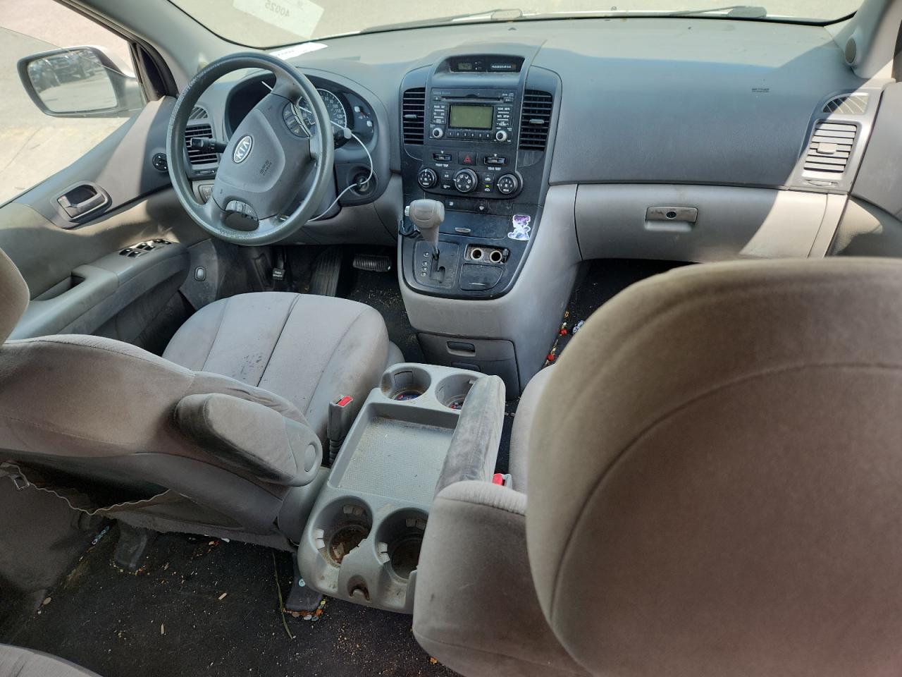 2011 Kia Sedona Lx VIN: KNDMG4C78B6379049 Lot: 64640335