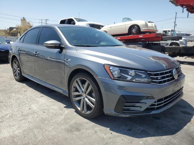  VOLKSWAGEN PASSAT 2018 Szary