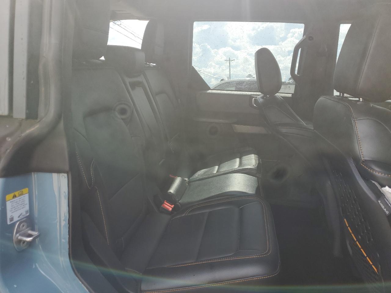 2022 Ford Bronco Base VIN: 1FMEE5DP5NLB84025 Lot: 65427325