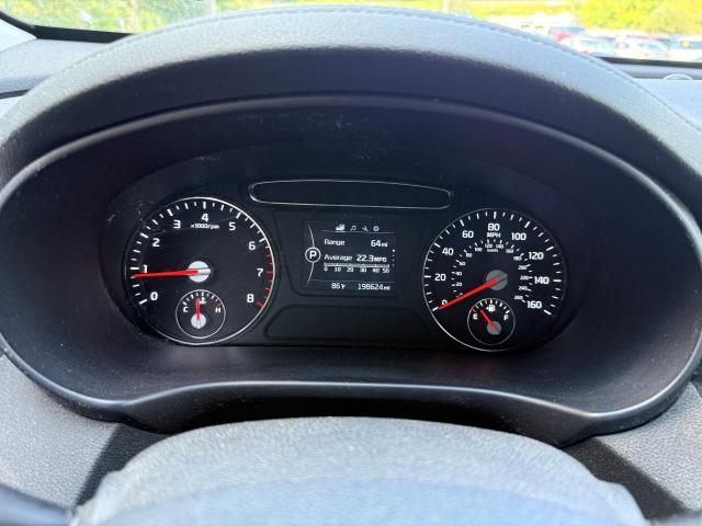 2016 KIA SORENTO LX  