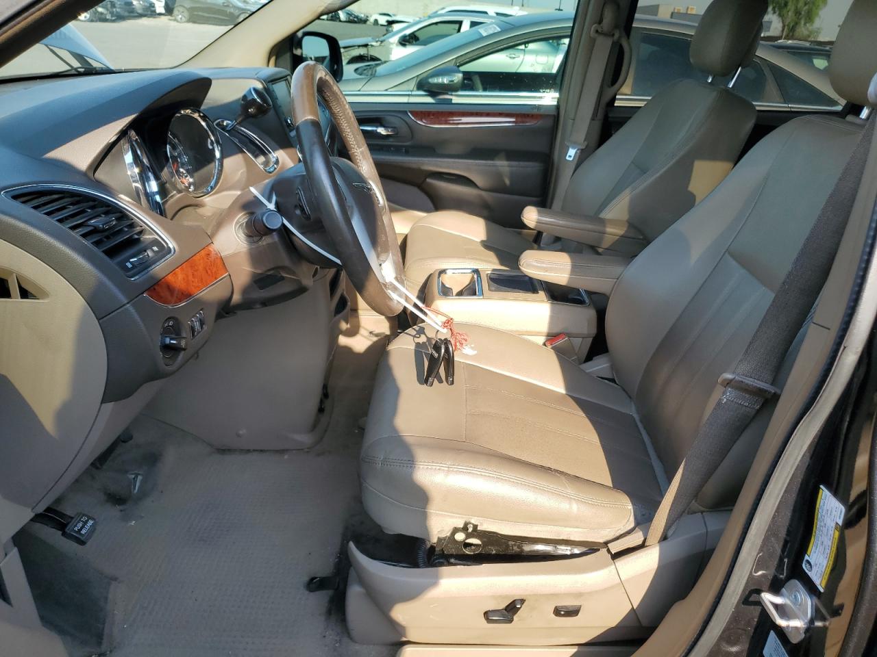 2016 Chrysler Town & Country Touring VIN: 2C4RC1BG2GR290837 Lot: 64903045