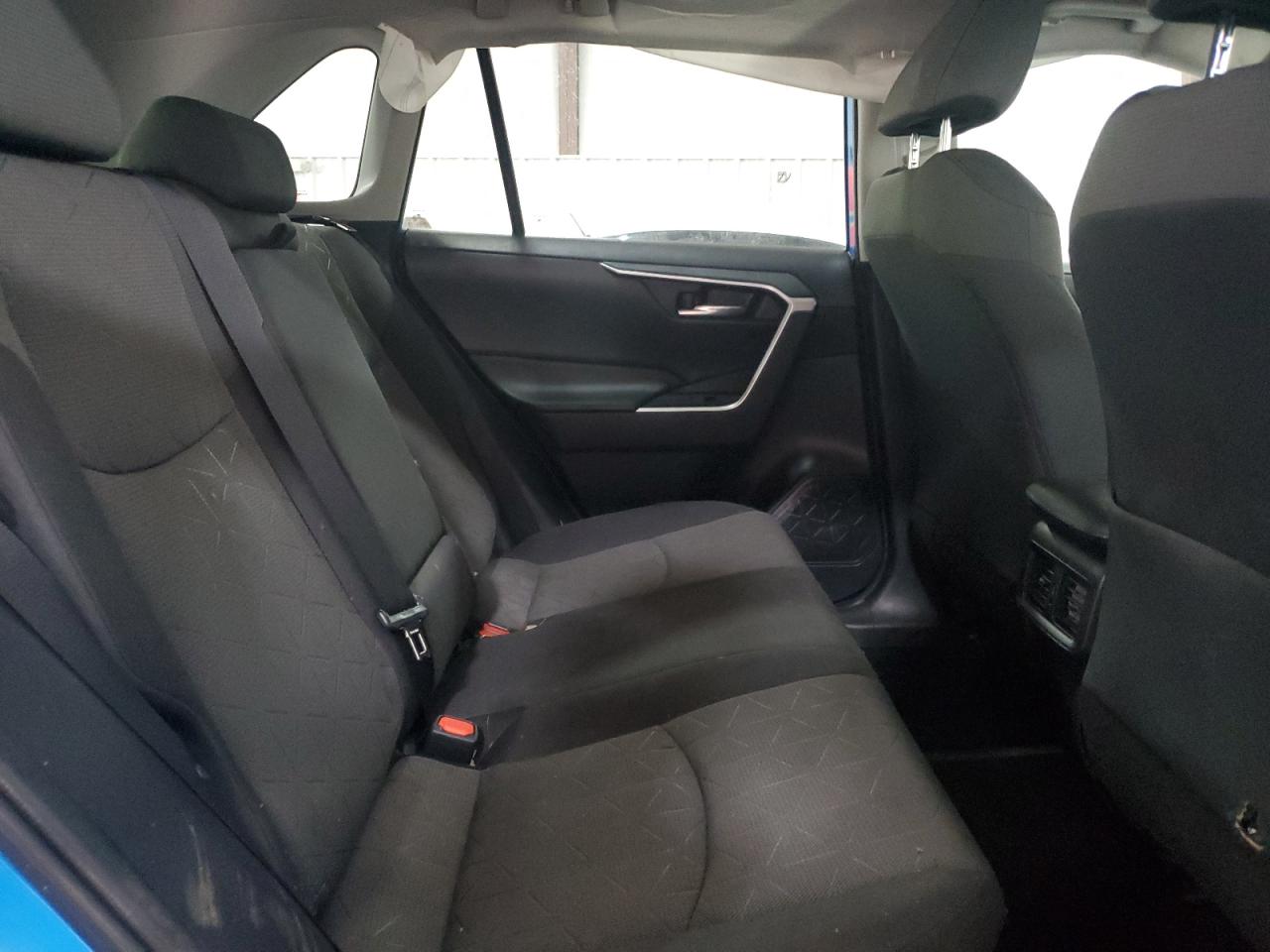 2020 Toyota Rav4 Xle VIN: 2T3RWRFV8LW093833 Lot: 66152695