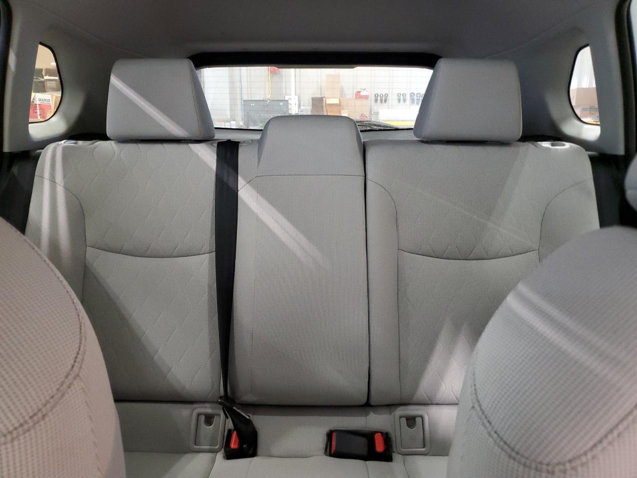 2022 Toyota Corolla Cross Le VIN: 7MUCAAAG7NV021417 Lot: 66394575