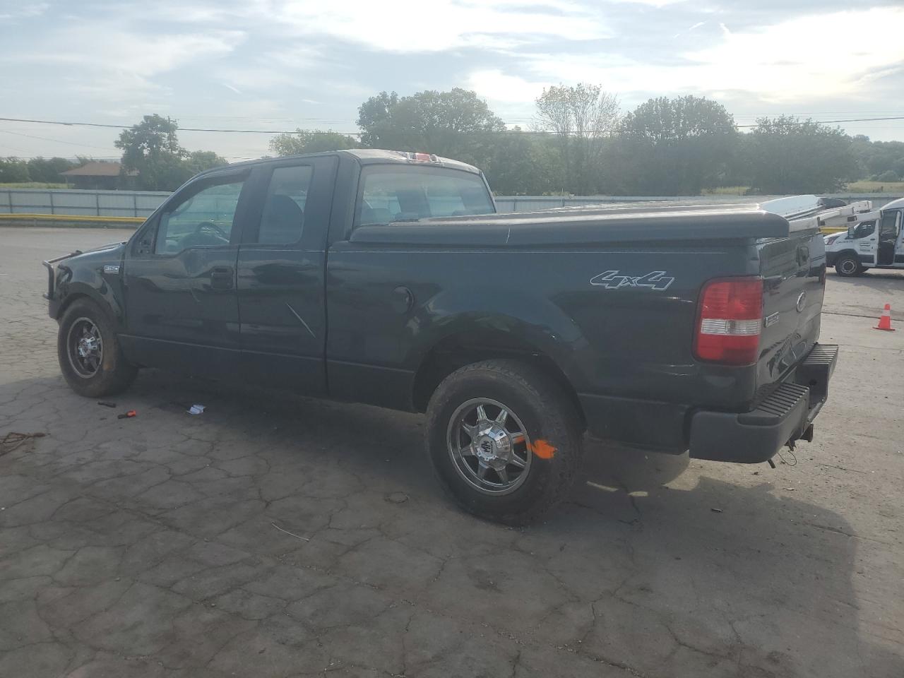 2005 Ford F150 green pickup gas 1FTPX14535FA94515 photo #3