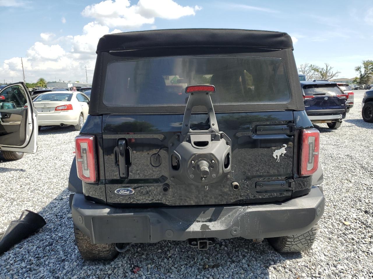 2022 Ford Bronco Base VIN: 1FMEE5DP0NLB59436 Lot: 63255385