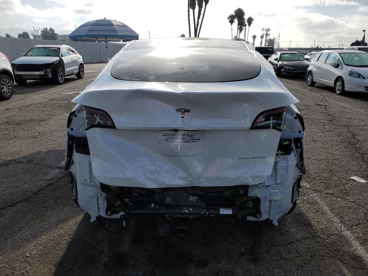 2022 Tesla Model Y VIN: 7SAYGDEEXNF553809 Lot: 65374385