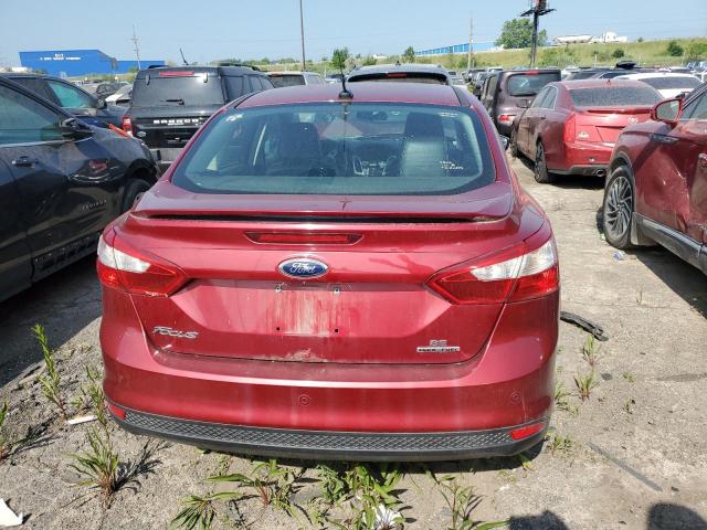  FORD FOCUS 2013 Red