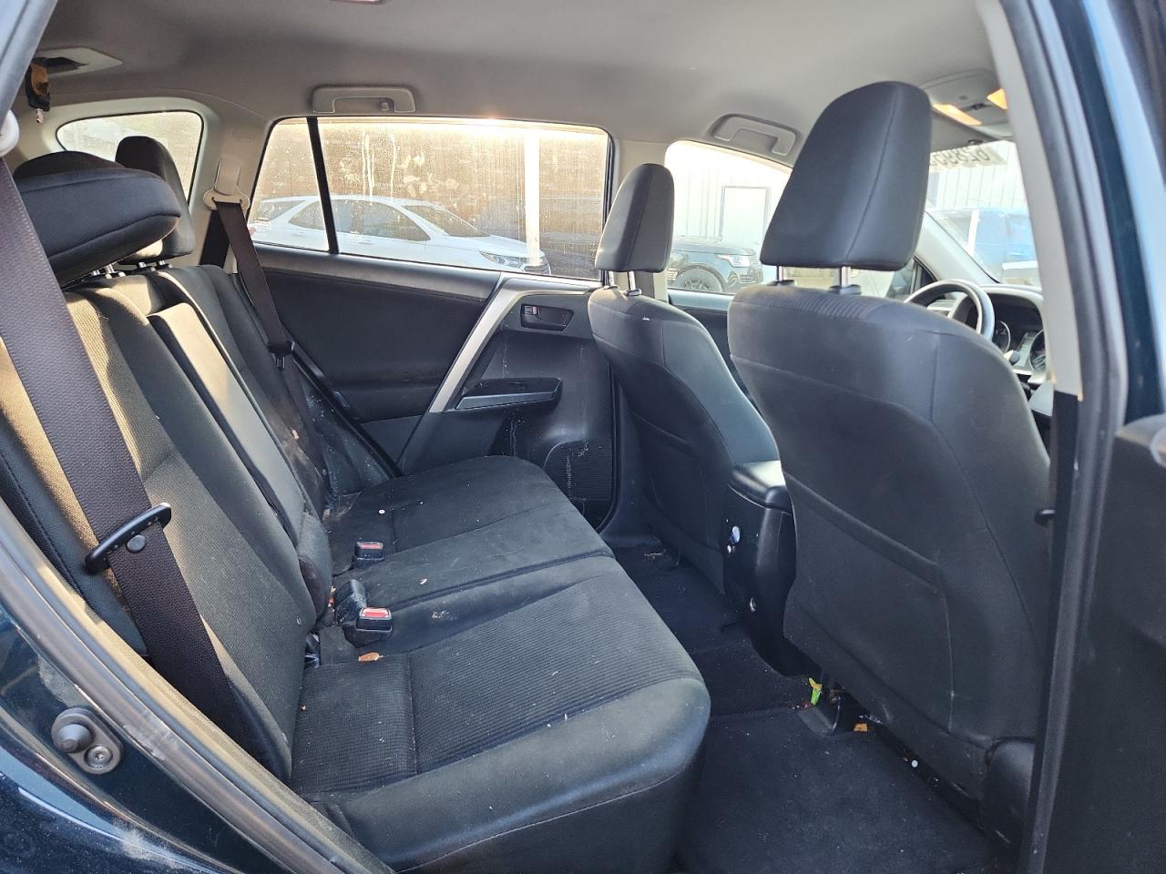 2018 Toyota Rav4 Le VIN: JTMZFREV9JJ726434 Lot: 62895525