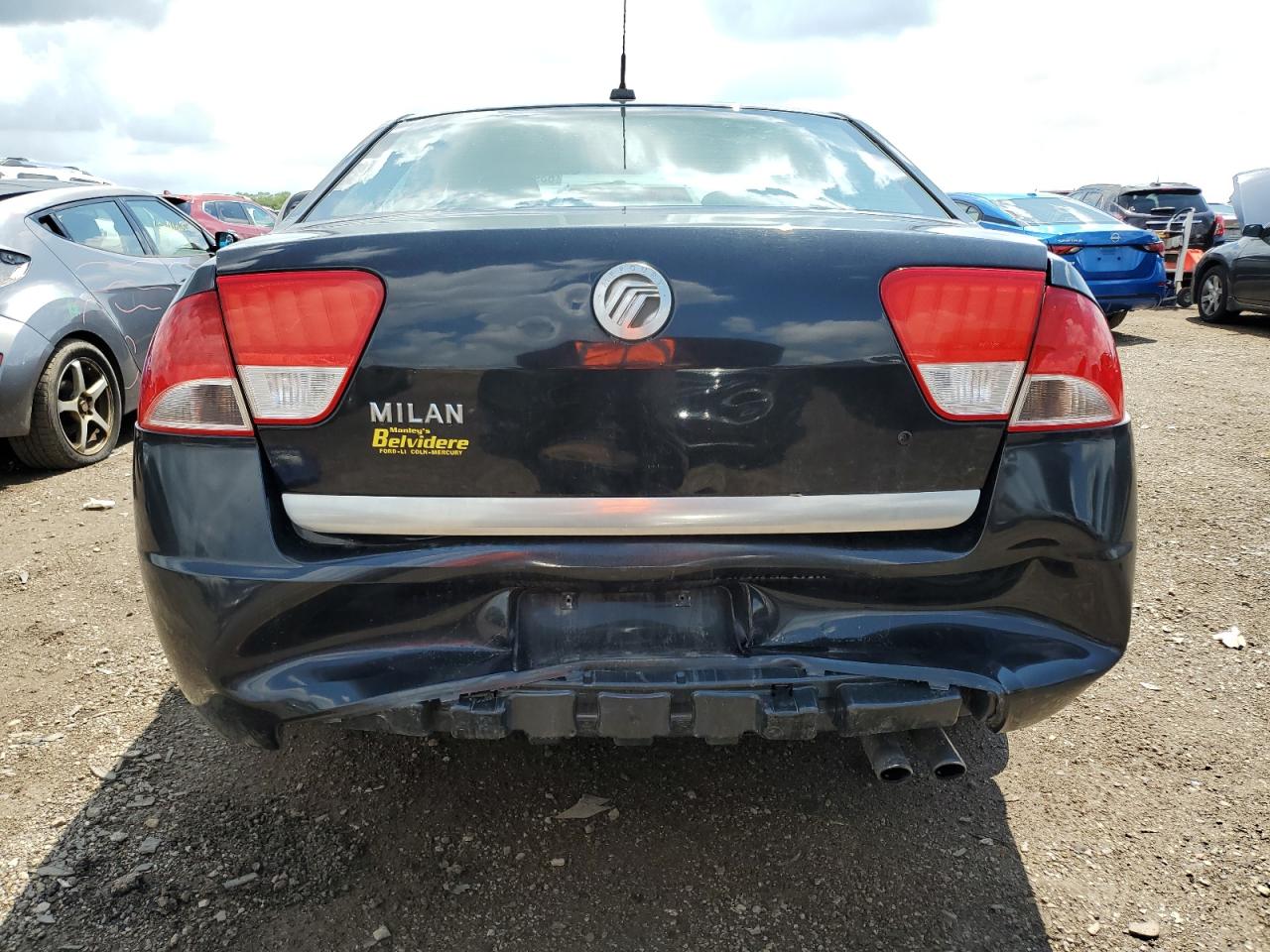 2010 Mercury Milan VIN: 3MEHM0HA7AR663635 Lot: 63914055