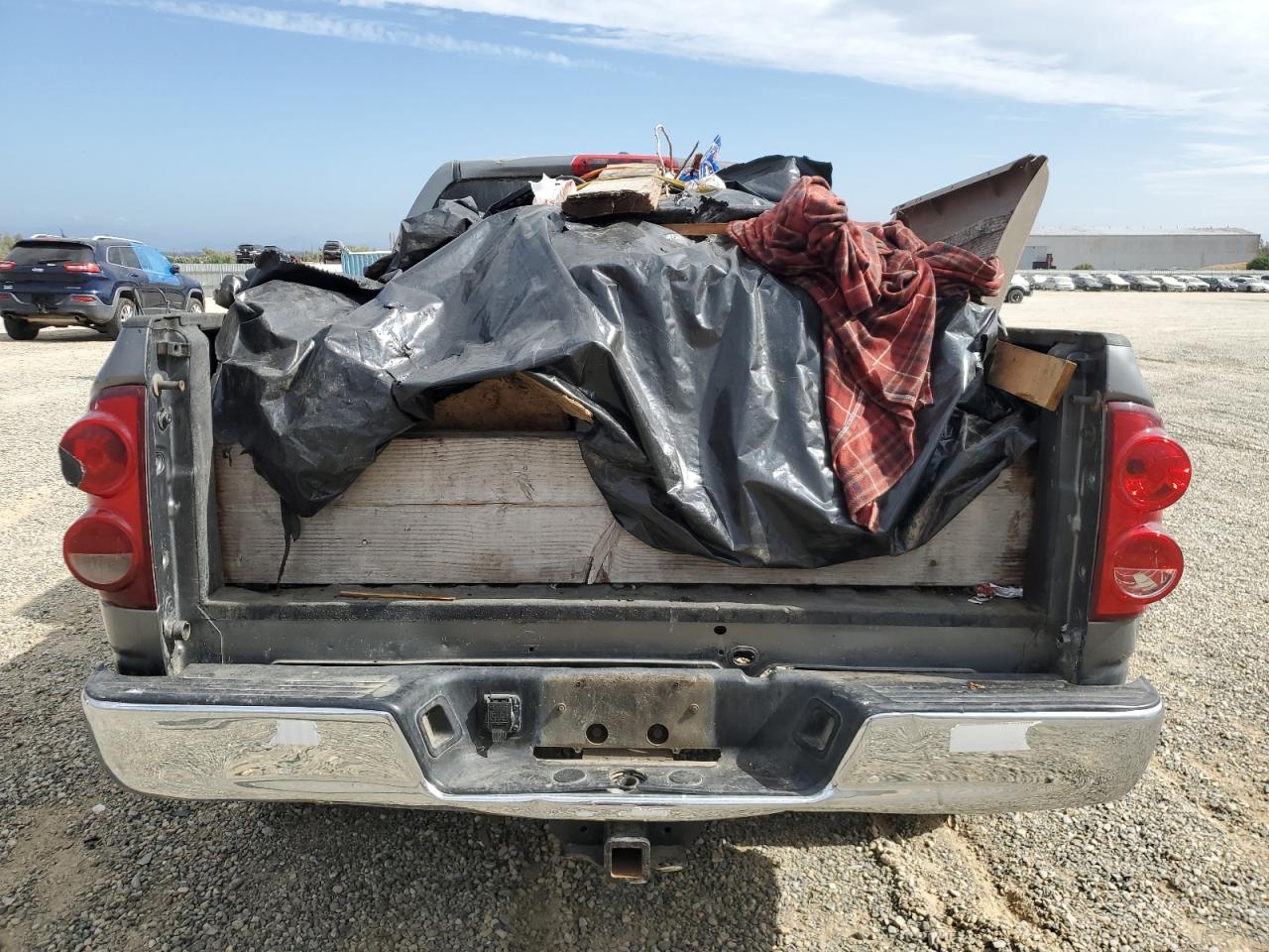 2007 Dodge Ram 1500 St VIN: 1D7HU18257S257811 Lot: 65450635